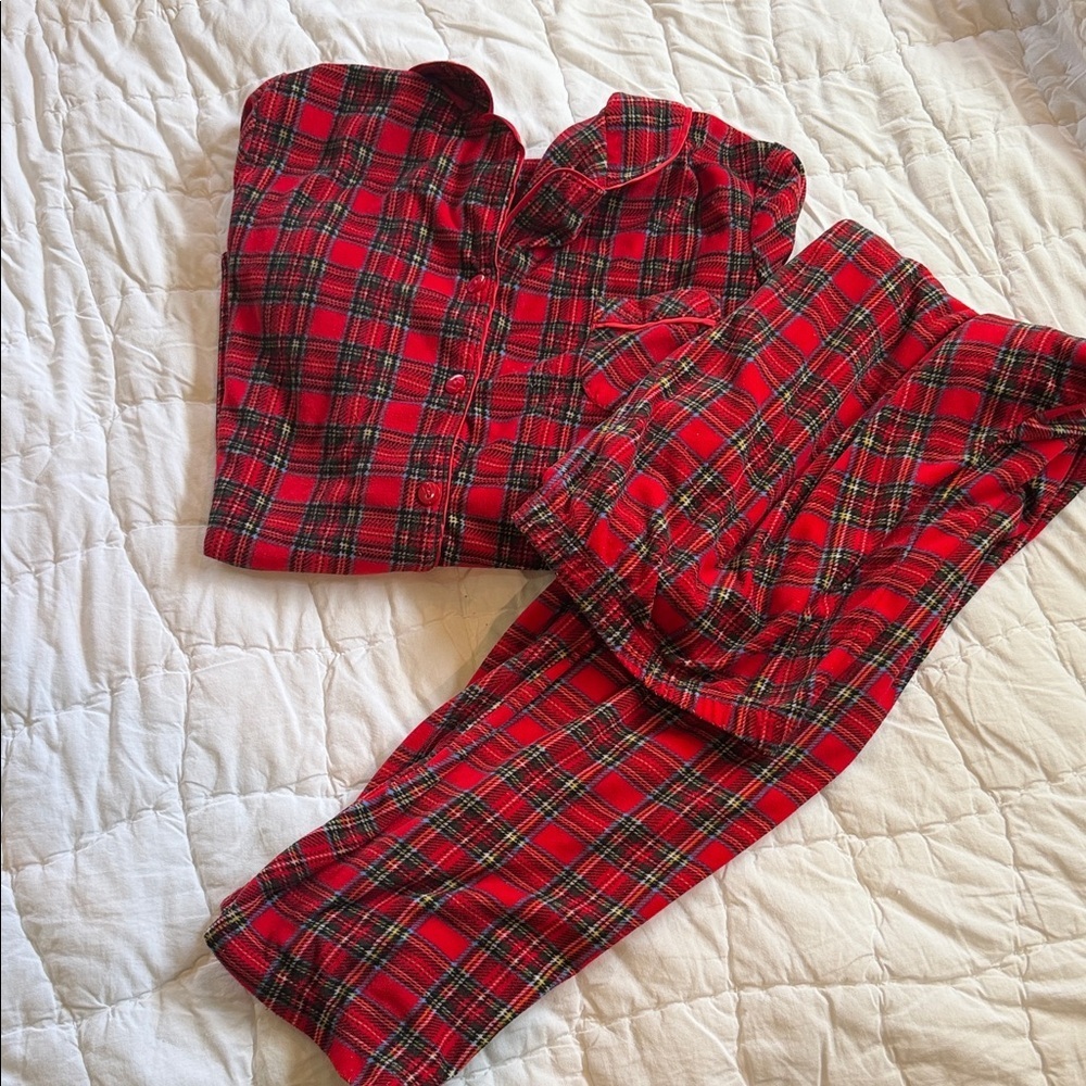 Cozy Red Plaid Women’s